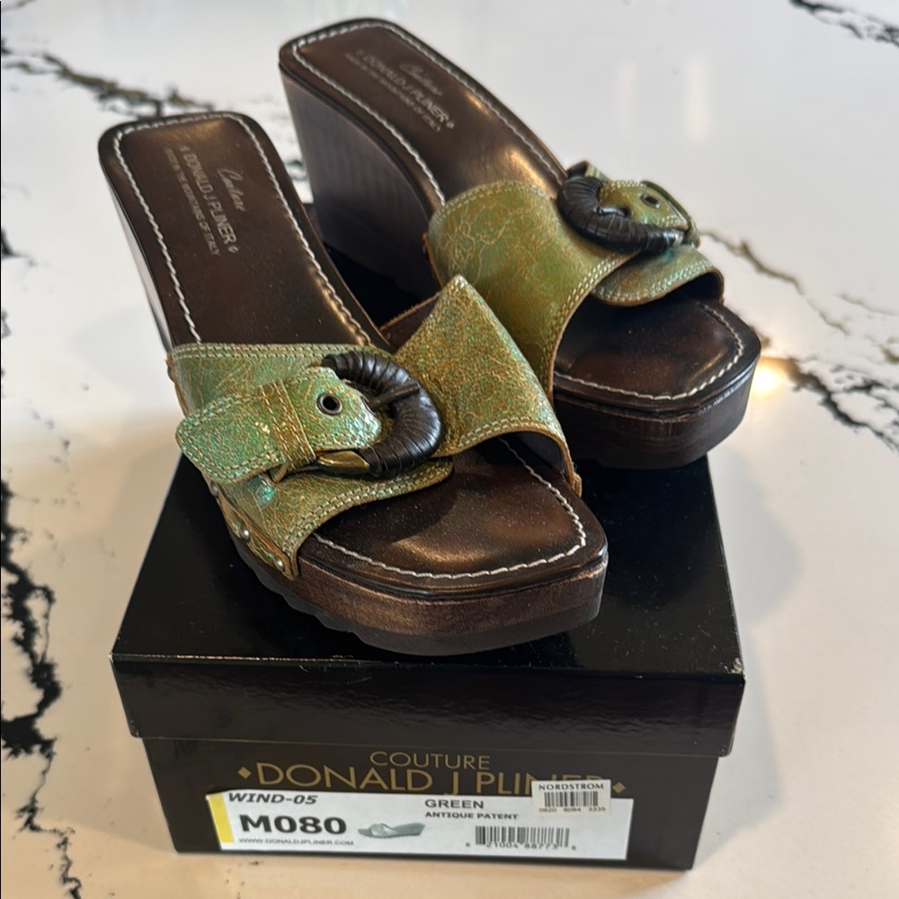 Donald J. Pliner Women's Green Wedge Sandals